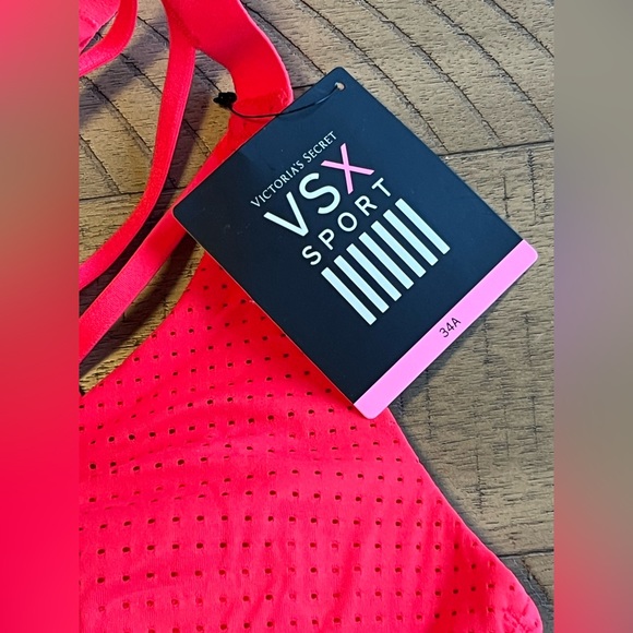Victoria's Secret Sports Bra Bundle (5) All NWT Small Medium 34A - Picture 12 of 12